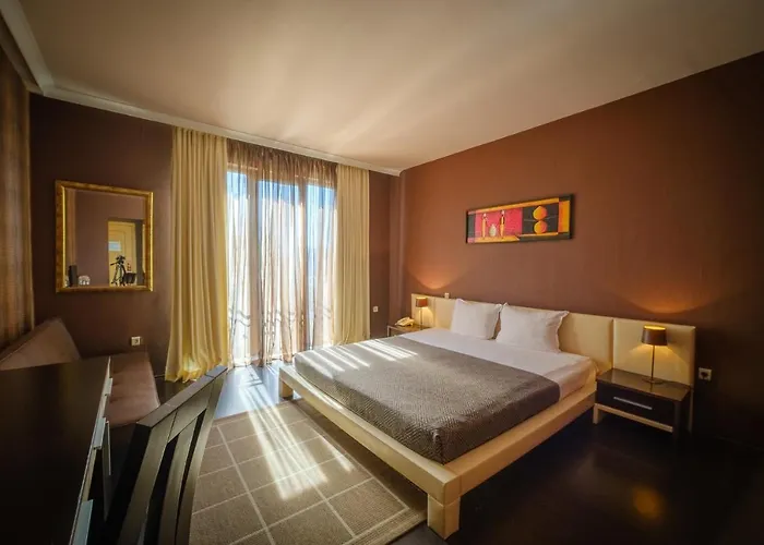 Хотел Family Classic